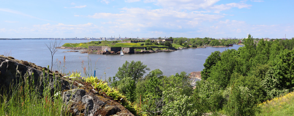 View of Suomenlinna from Vallisaari